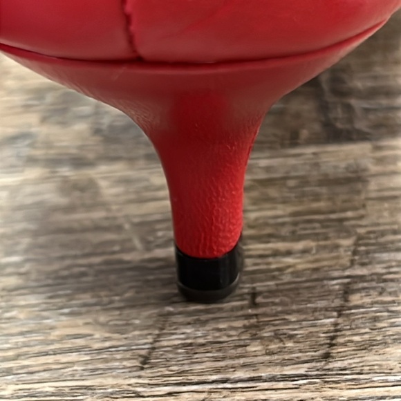 NEW Massimo Dutti Red Leather Pointed Toe Kitten Heel Pumps Size EU 39 US 8-8.5 - Picture 10 of 13